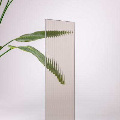 Simply bronze fluted